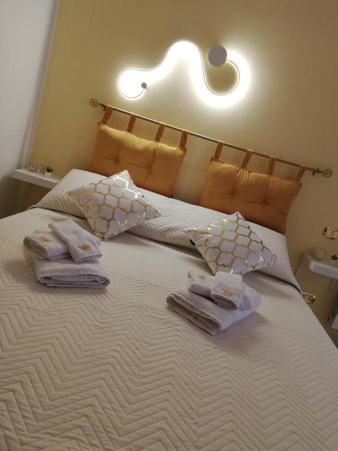 B&B Regina Del Porto ポルト・エンペードクレ エクステリア 写真