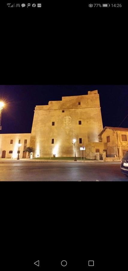 B&B Regina Del Porto ポルト・エンペードクレ エクステリア 写真